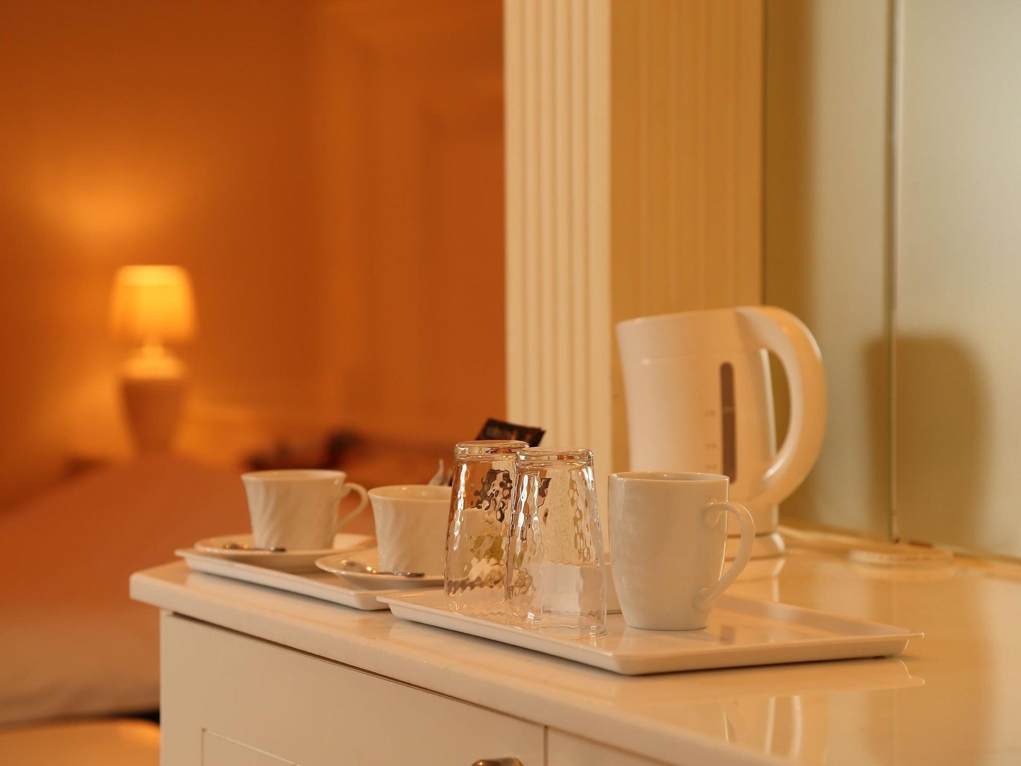 Hotel Fine Garden Juso (Adults Only) Осака Экстерьер фото